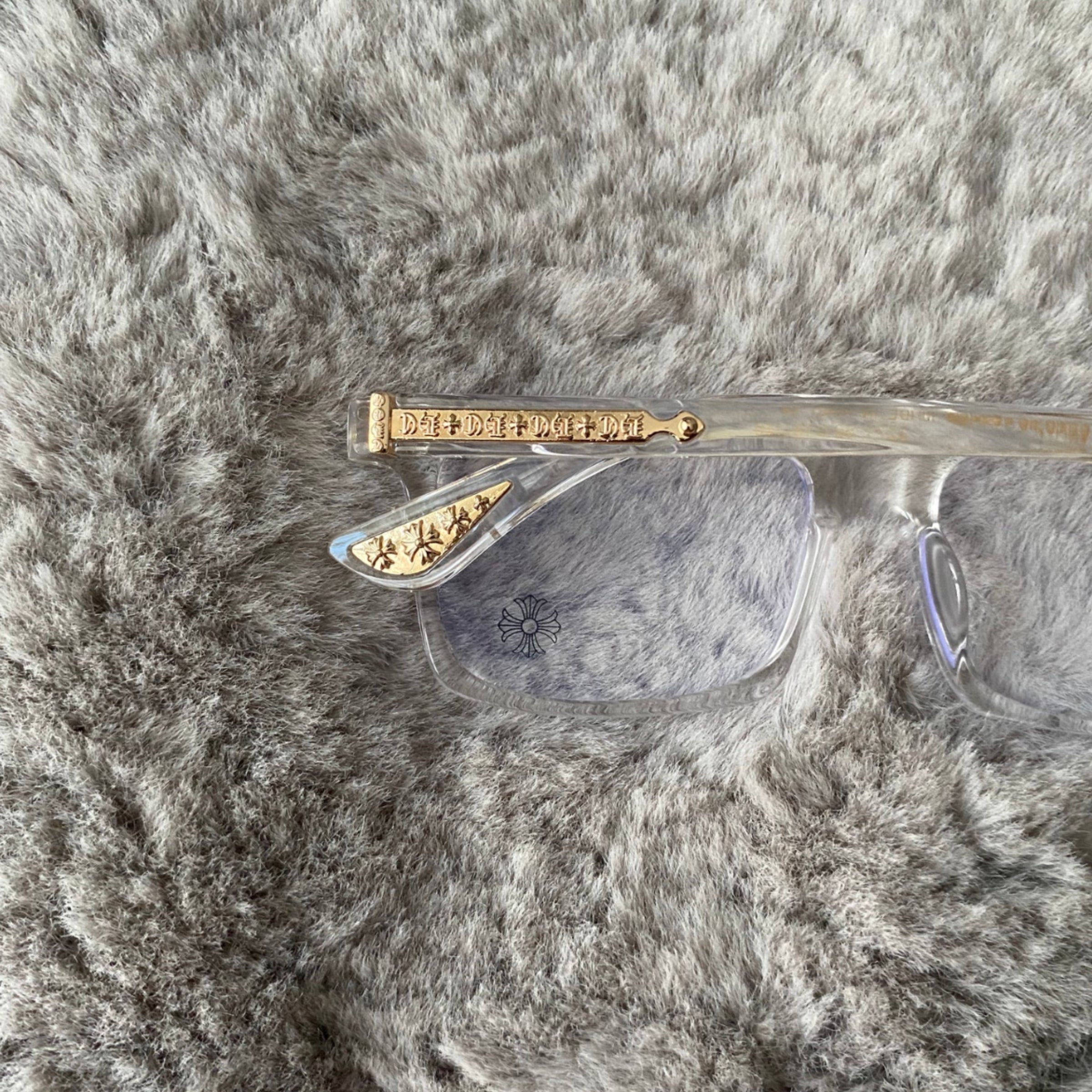 IRON SAINT™ Gold Veil