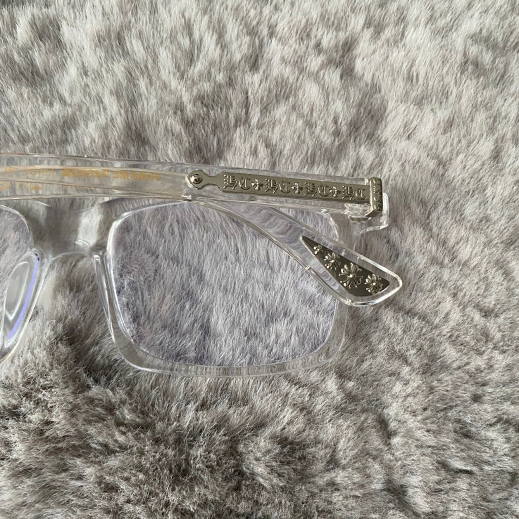 IRON SAINT™ SILVER VEIL